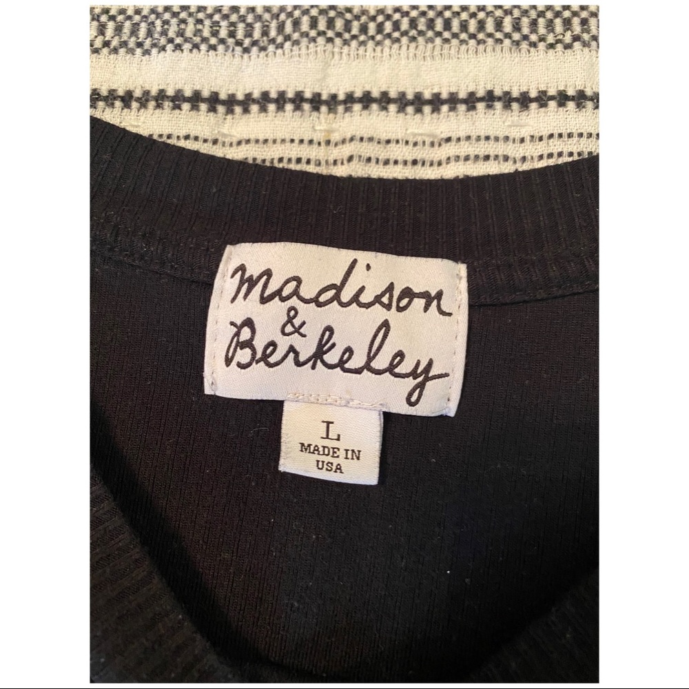 Madison & Berkeley Ribbed Tank - Picture 3 of 3